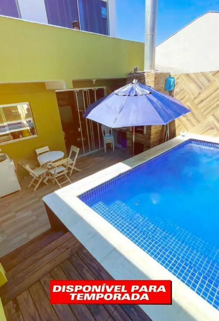 Casa Proxima A Praia Com Piscina! Balneário Camboriú